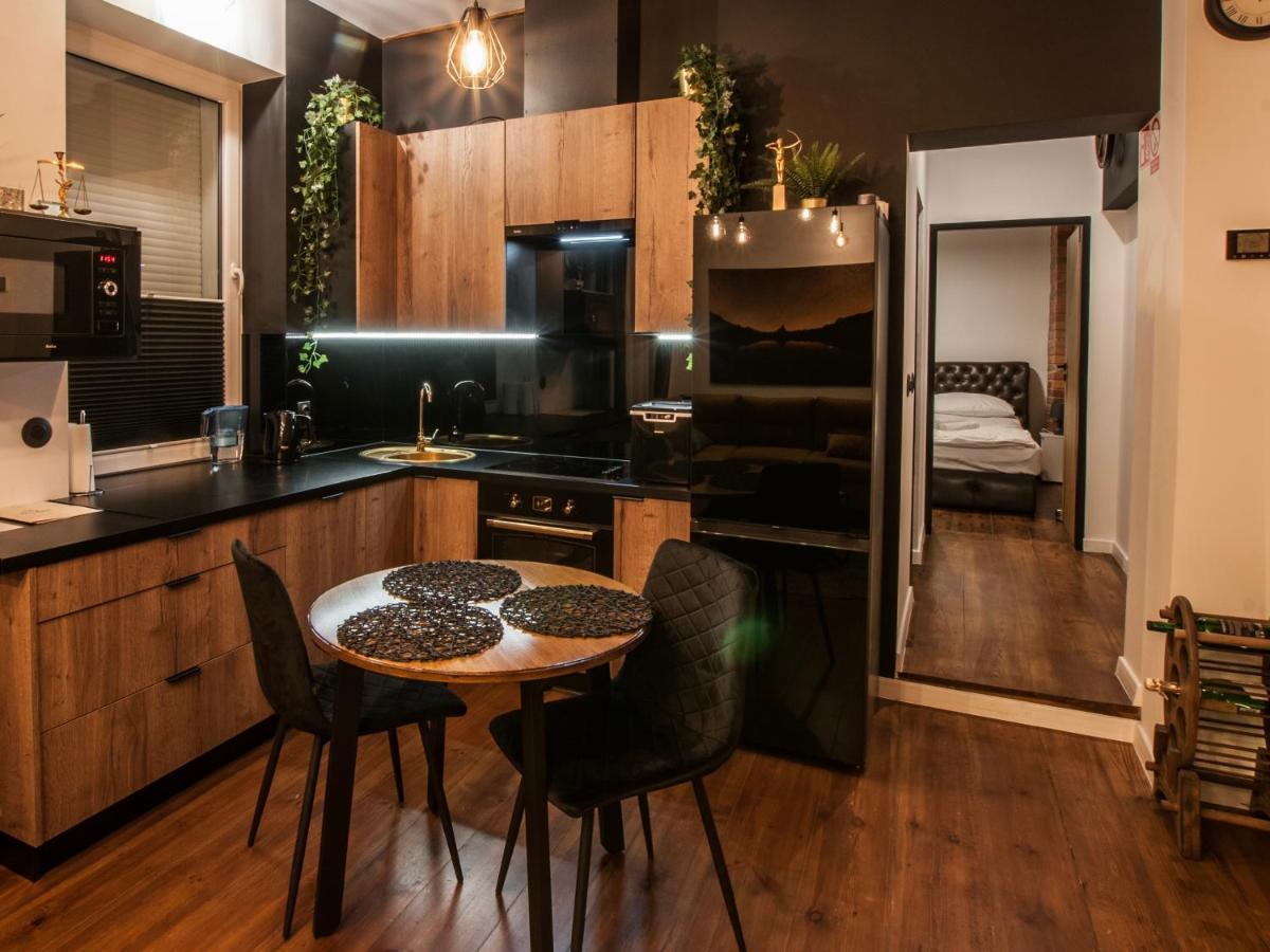Dworcowa Centrum Apartment *